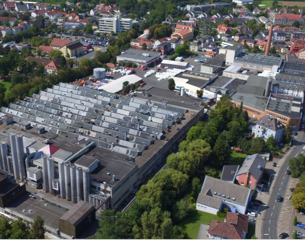 Modernes Industriegebäude von Loparex