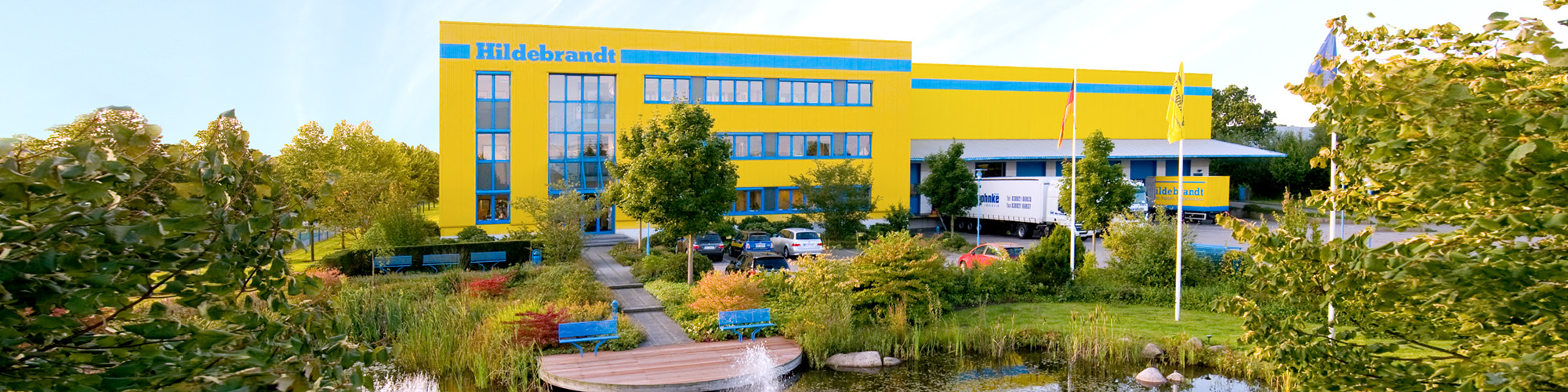 Mitarbeitende der Paul Hildebrandt AG im Arbeitsumfeld